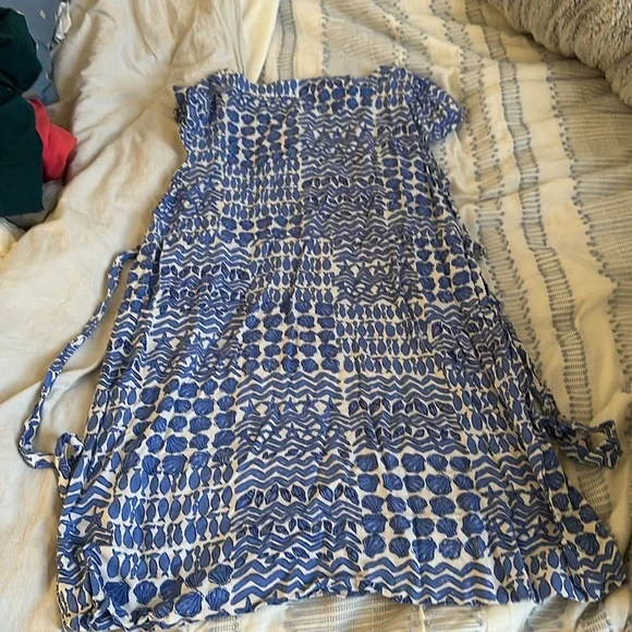 Blue and White Patterned Dress - Picture 1 of 2